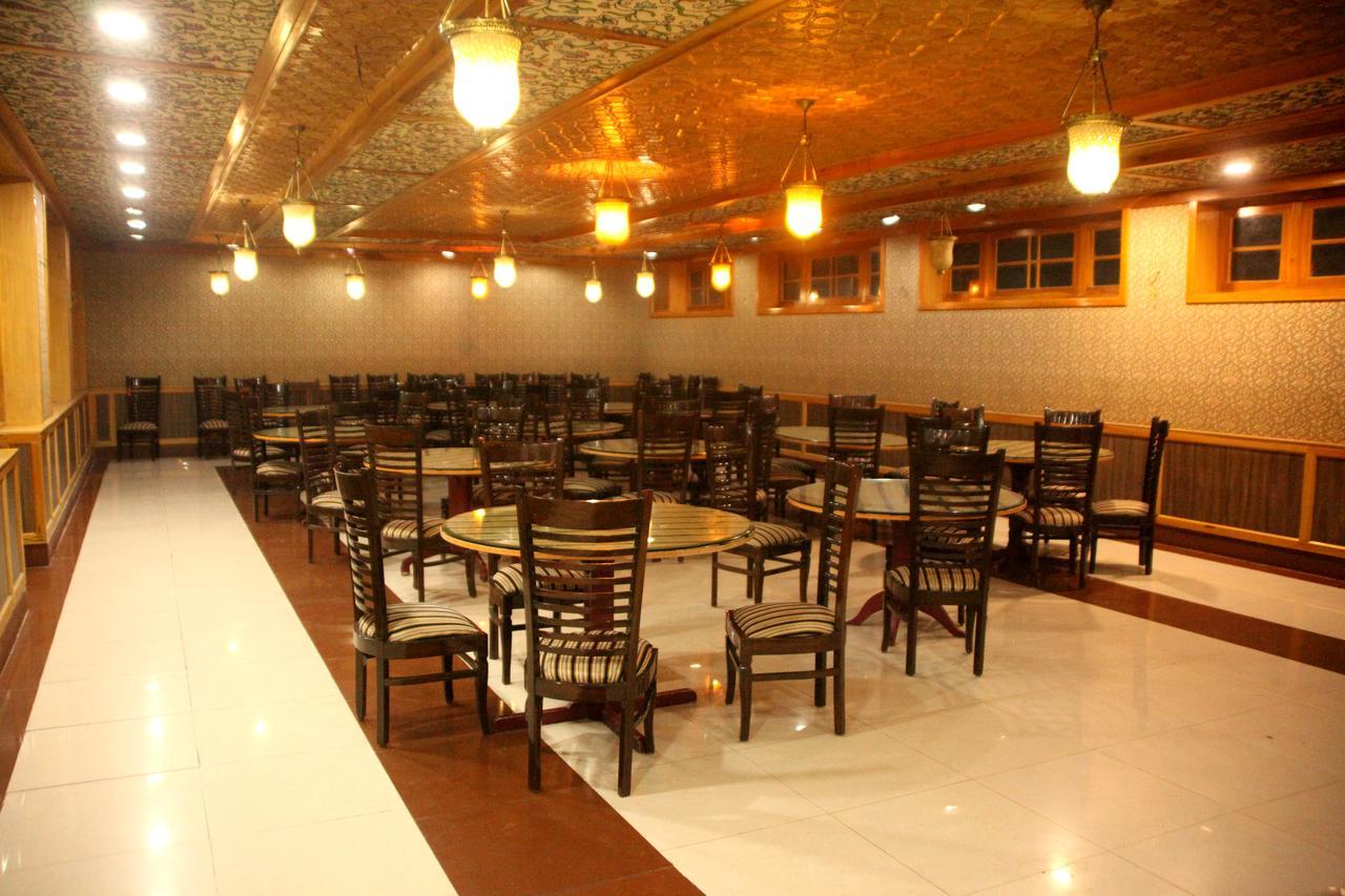 Hotel New Park At Dal Lake Srīnagar 외부 사진