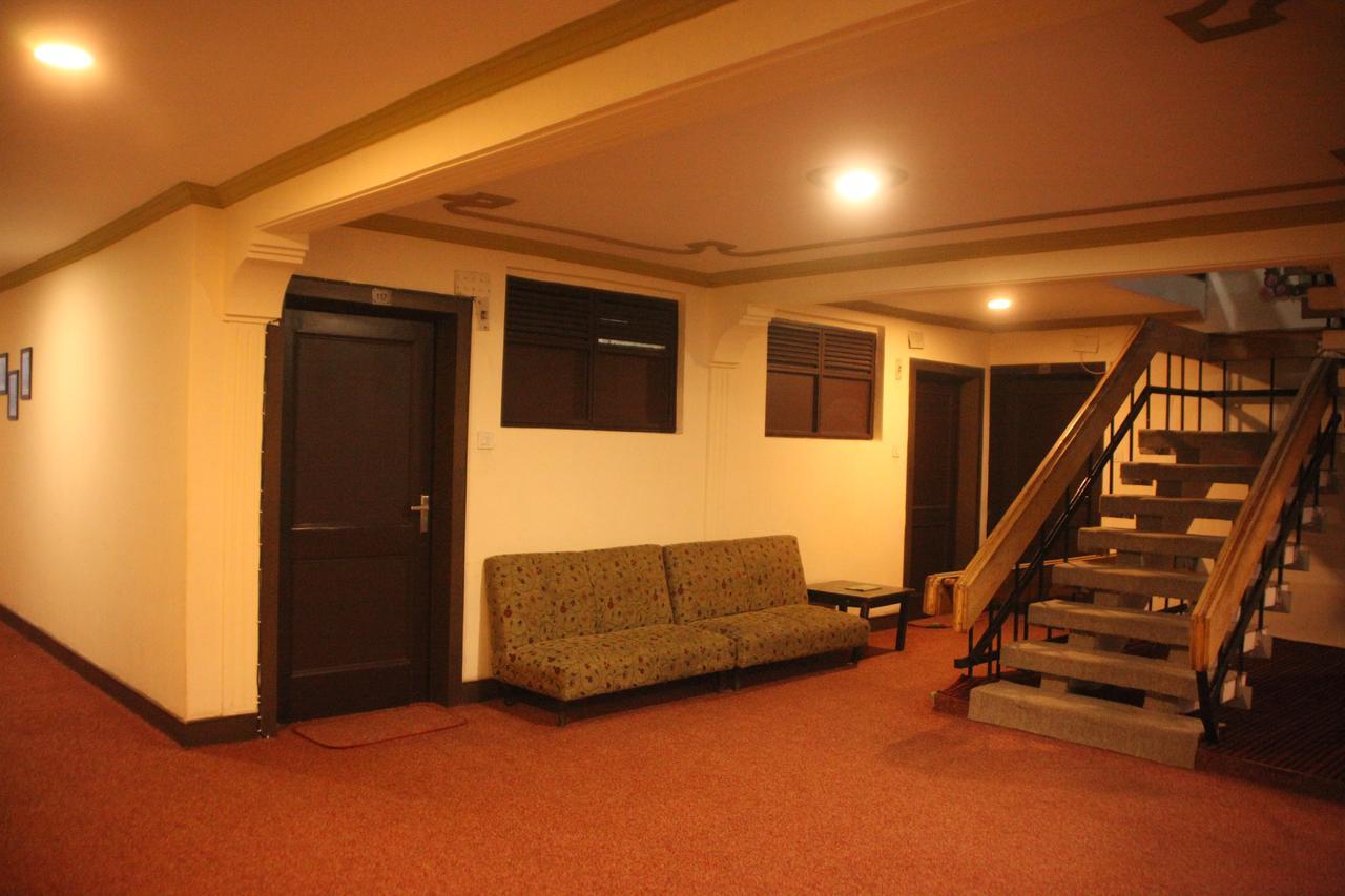 Hotel New Park At Dal Lake Srīnagar 외부 사진